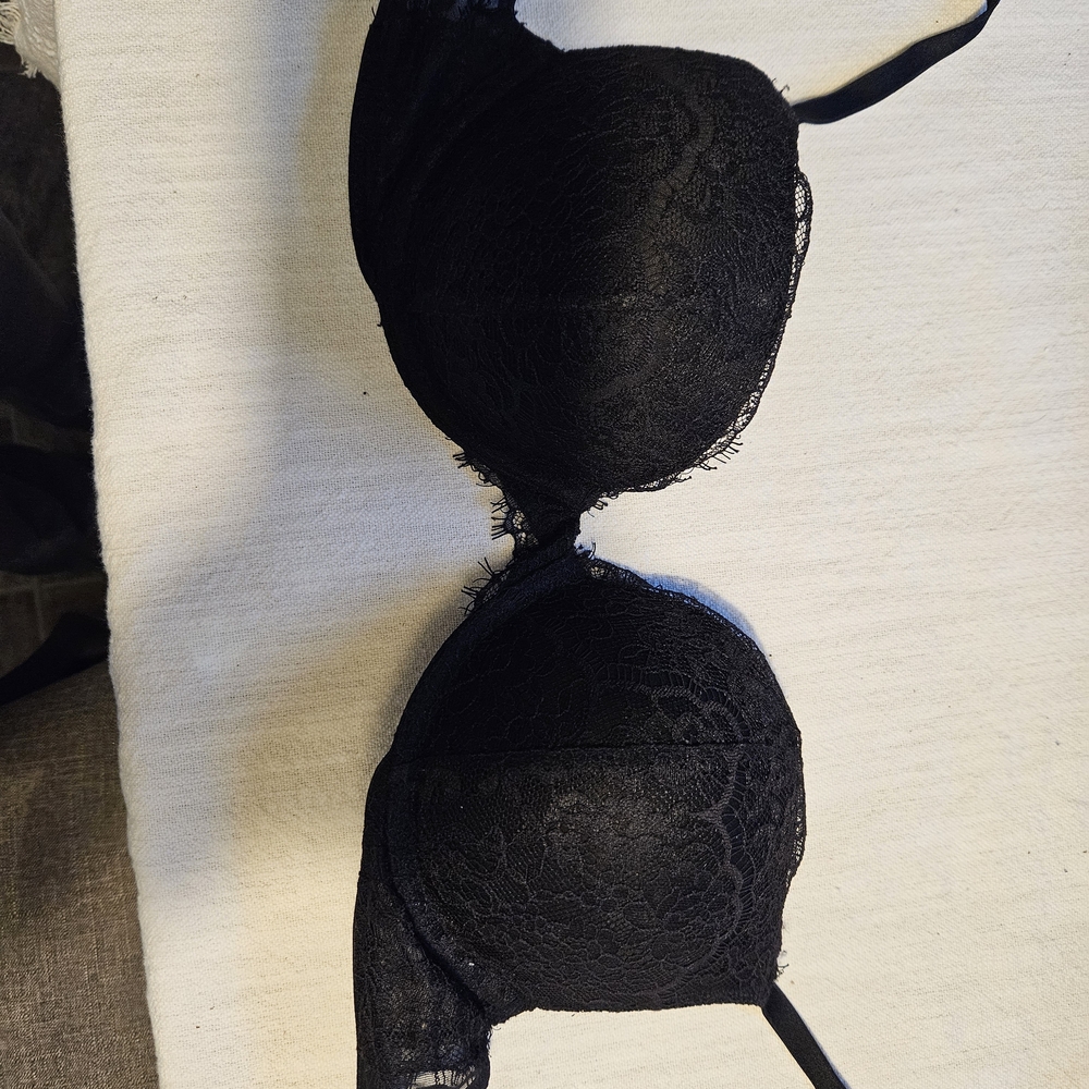 Victoria's Secret Black Lace Push-Up Bra